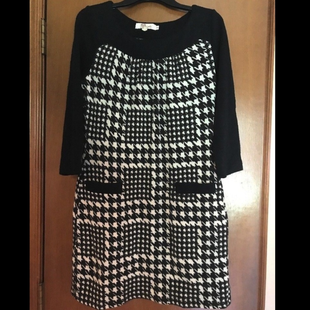 Aryeh Anthropologie B&W Houndstooth Sweater Small